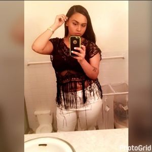 Meet your Posher, Dusa